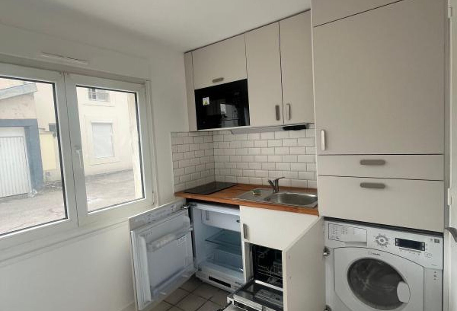 Appartement À Louer — photo 1