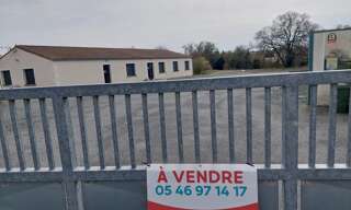 Commerce  1100 m² à vendre à Saint-Porchaire (17250)