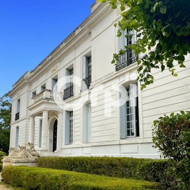 Maison 9 pièces 2050000 €