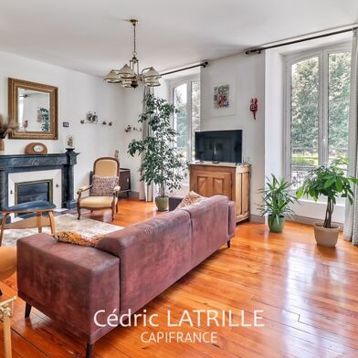 Maison 12 pièces 395000 €