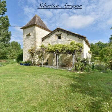 Maison 5 pièces 381900 €