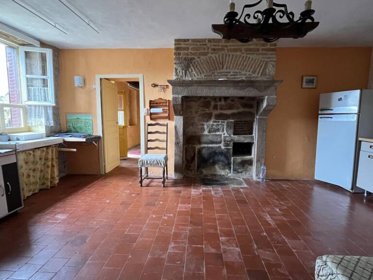Maison de campagne sur 2 727 m² de terrain avec vue dégagée — photo 1