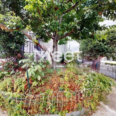 Appartement 3 pièces 1300 €