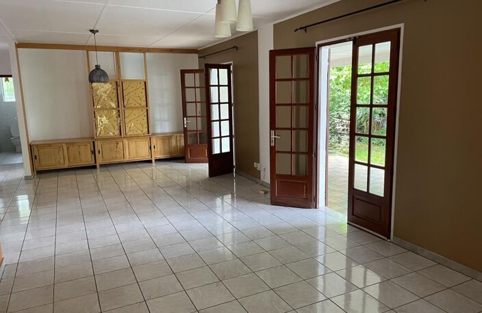 Villa F5 de 129 m2 avec piscine sur Rivière des Pluies — photo 3