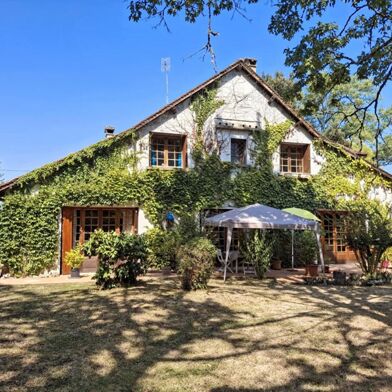 Maison 8 pièces 399000 €