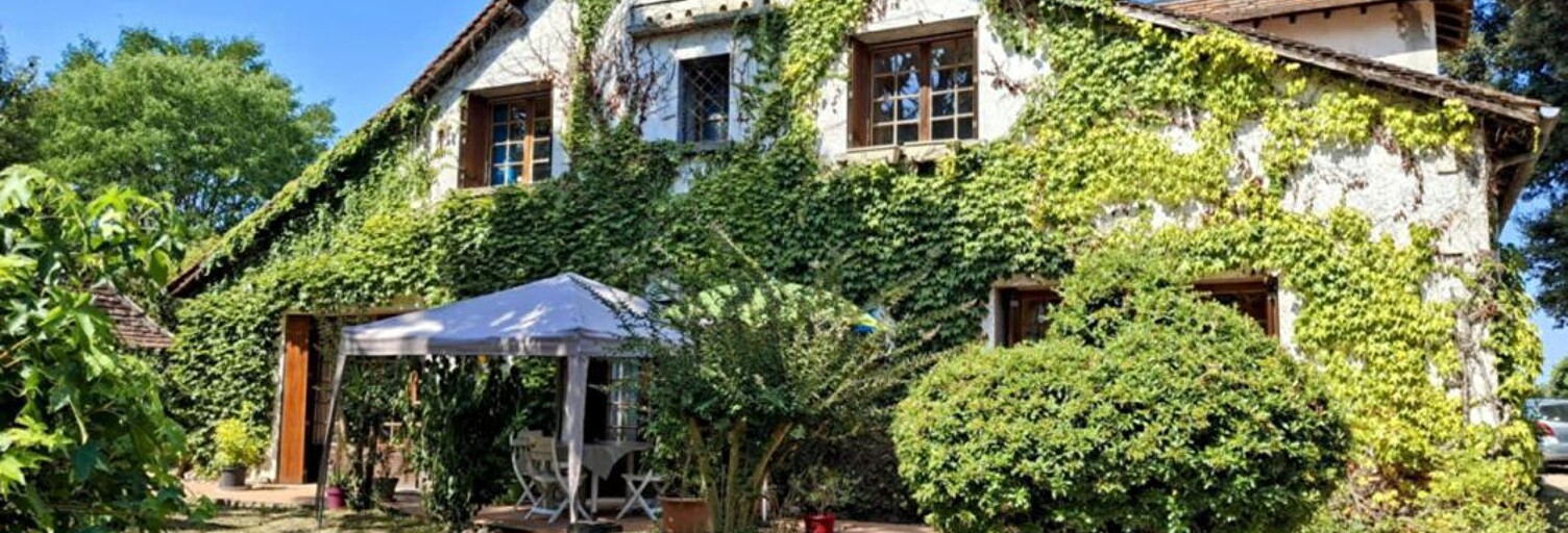 Maison 8 Pièces 300 m² à vendre à Saint-Rémy (24700)