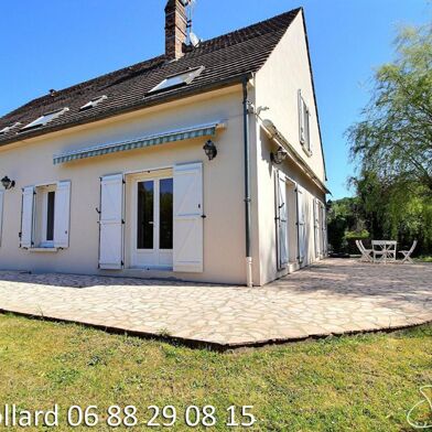 Maison 8 pièces 384000 €