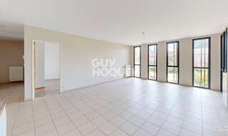 Bureau  97 m² à louer à Castres-Gironde (33640)