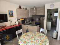 T2 CENTRE LE LAVANDOU — photo 4