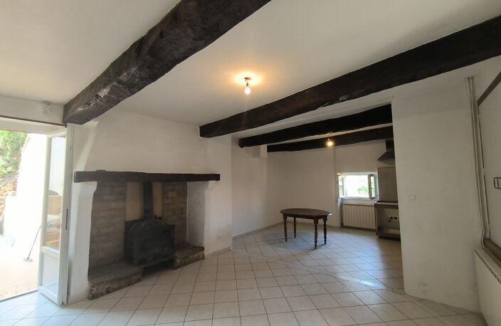 A 15 mn d'Uzès grande maison de village rénovée avec cour — photo 5