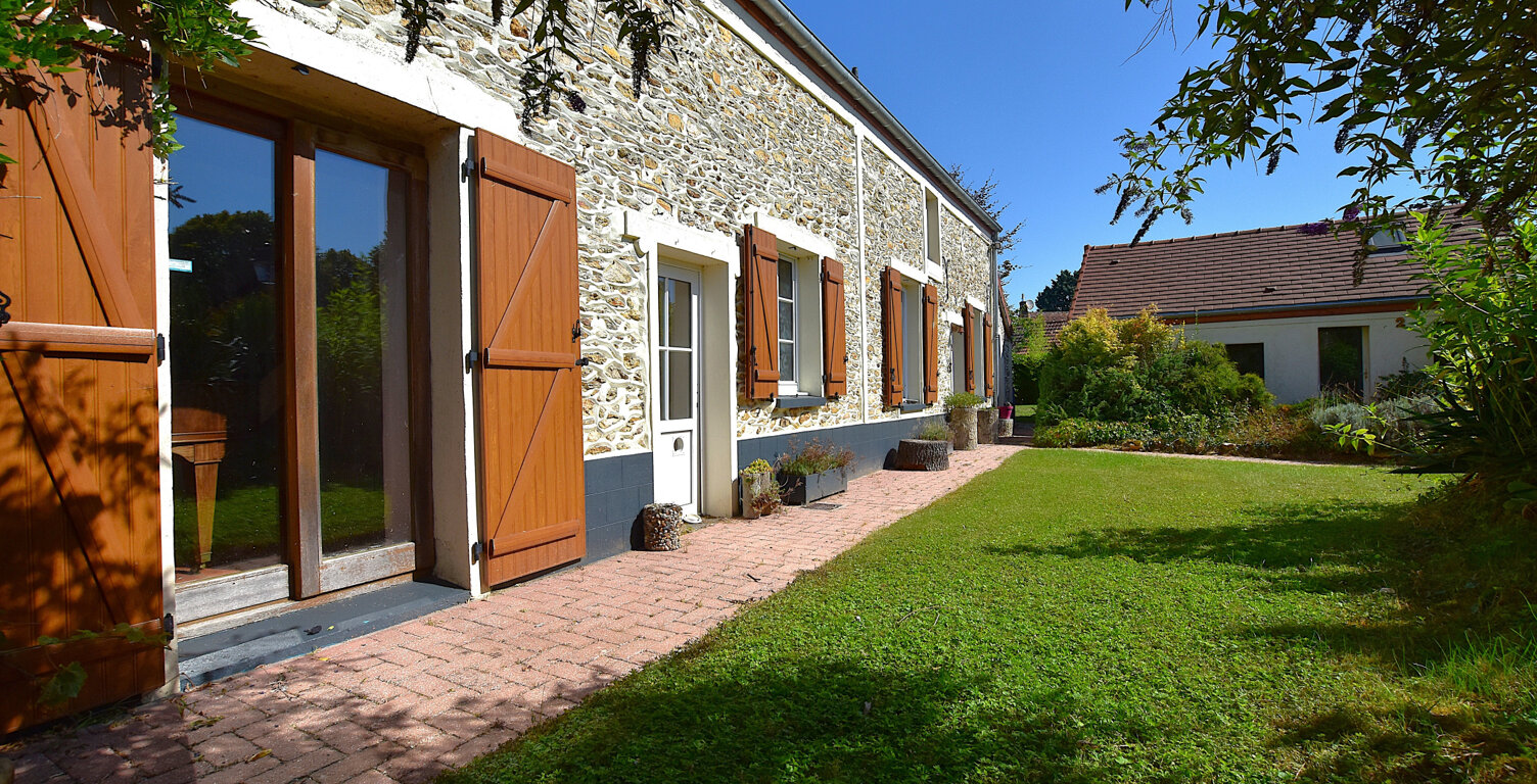 ORPHIN   Longère rénovée + Studio indépendant   Terrain divi — photo 1