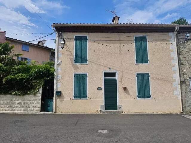 Charmante maison de village avec extérieur — photo du bien