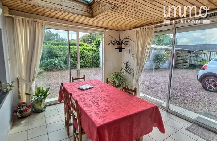 MAISON DE CARACTERE DANS LE BOURG  DE SAFFRE — photo 2