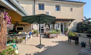 Maison 10 Pièces 250 m² à vendre à Roujan (34320)