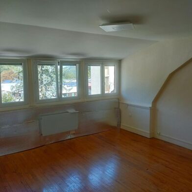 Appartement 6 pièces 160000 €