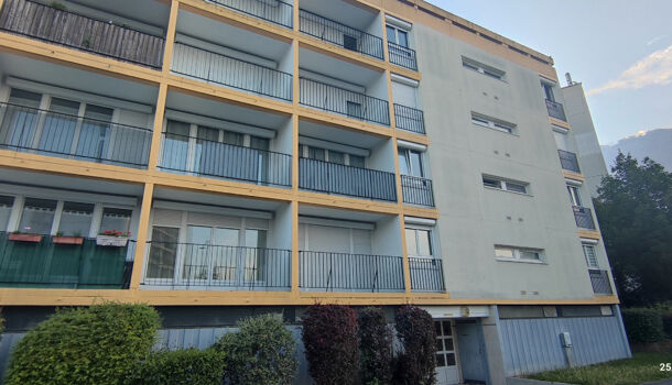 Appartement 2 pièces  à vendre Reims 51100