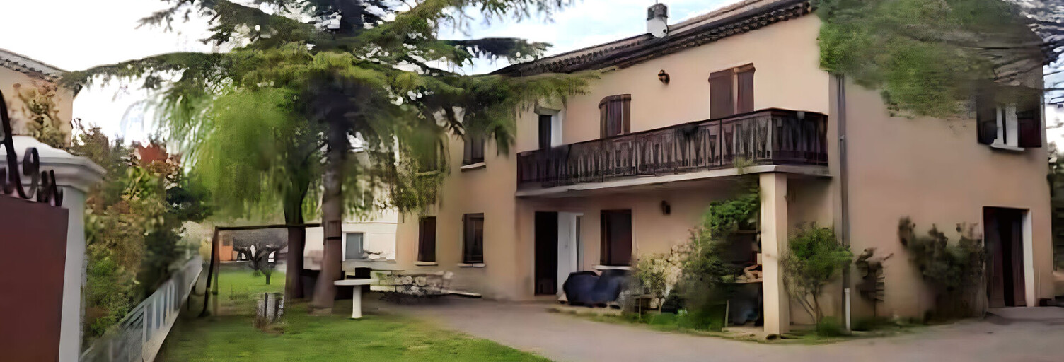 Maison 7 Pièces 110 m² à vendre à Laragne-Montéglin (05300)