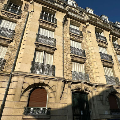 Appartement 4 pièces 1430 €