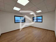Local de 148 m² aménagé en bureaux centre Orthez — photo 3