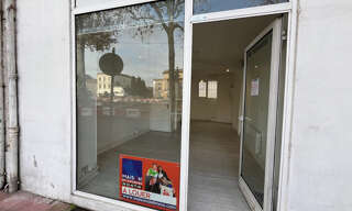 Commerce  25 m² à louer à Villeneuve-sur-Lot (47300)