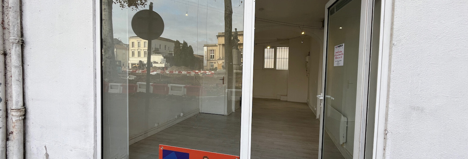 Commerce  25 m² à louer à Villeneuve-sur-Lot (47300)