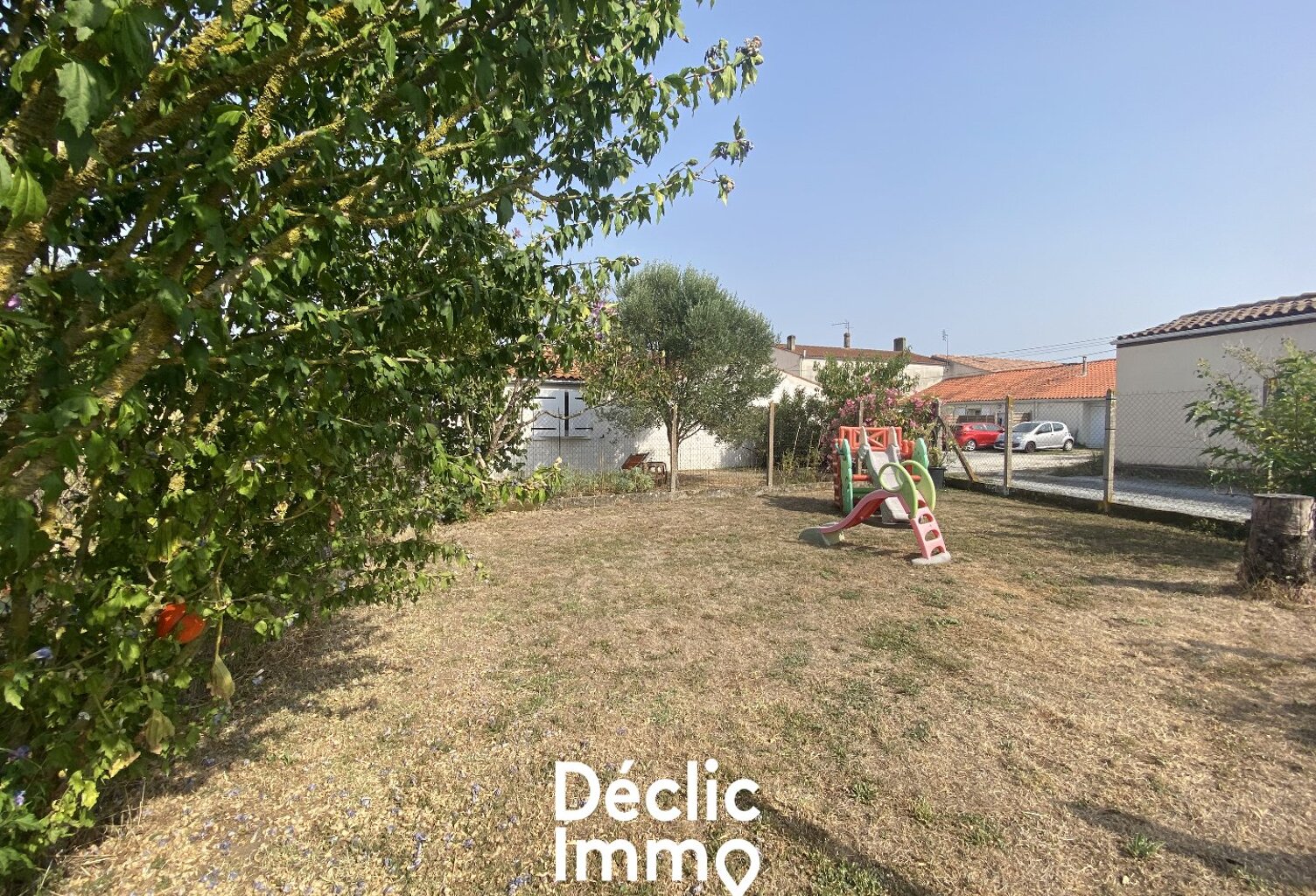 Breuil-Magné - Maison avec jardin et garage — photo 1