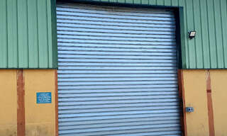 Local industriel  190 m² à louer à Montauroux (83440)