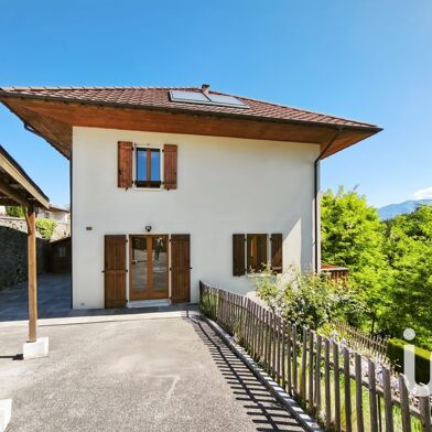 Maison 6 pièces 599000 €