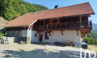 Divers 7 Pièces 180 m² à vendre à Queige (73720)