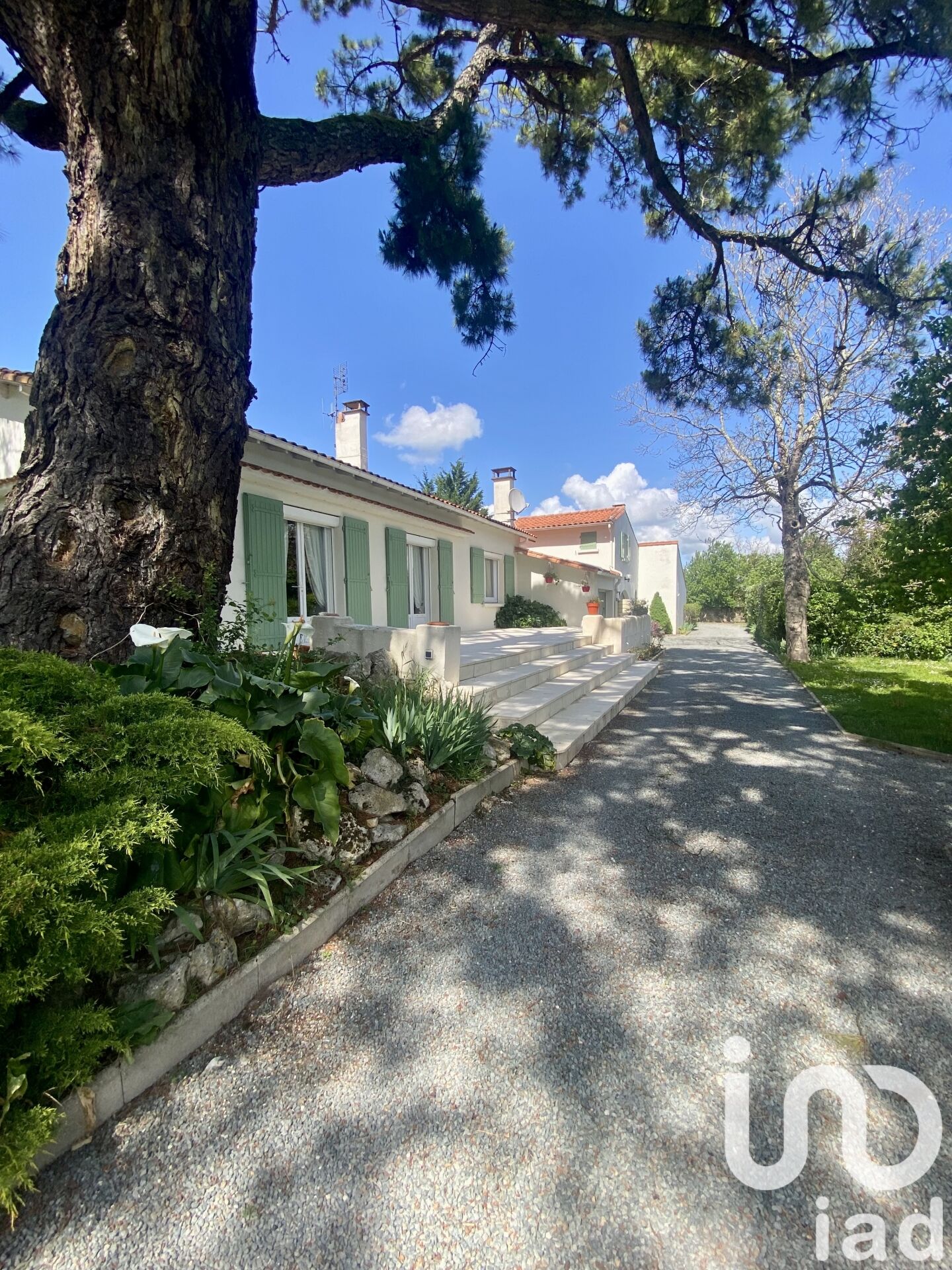 L-Eguille - 168m² - 6p. - 4ch.