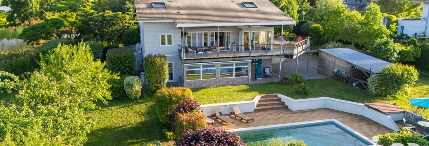 Maison 5 Pièces 217 m² à vendre à Montussan (33450)