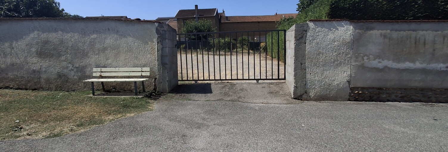 Terrain  306 m² à vendre à Saint-Sorlin-en-Valloire (26210)