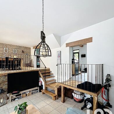 Maison 7 pièces 374000 €