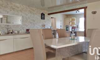 Maison 5 Pièces 123 m² à vendre à Saint-Georges-sur-Moulon (18110)