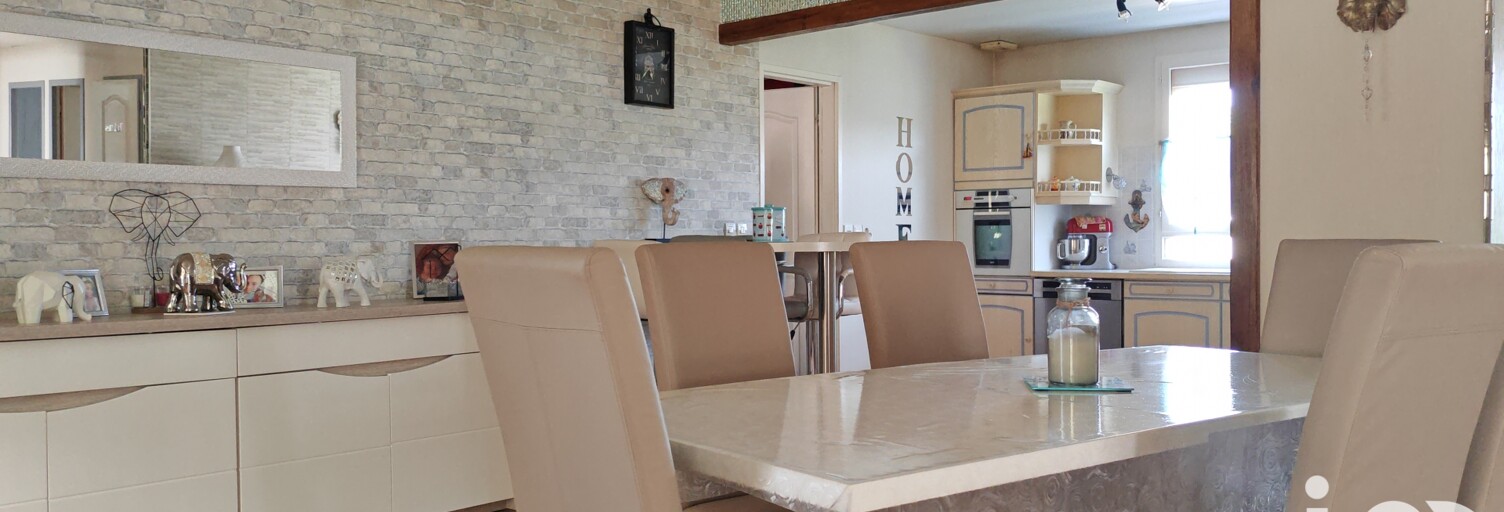 Maison 5 Pièces 123 m² à vendre à Saint-Georges-sur-Moulon (18110)