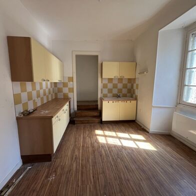 Appartement 4 pièces 68672 €