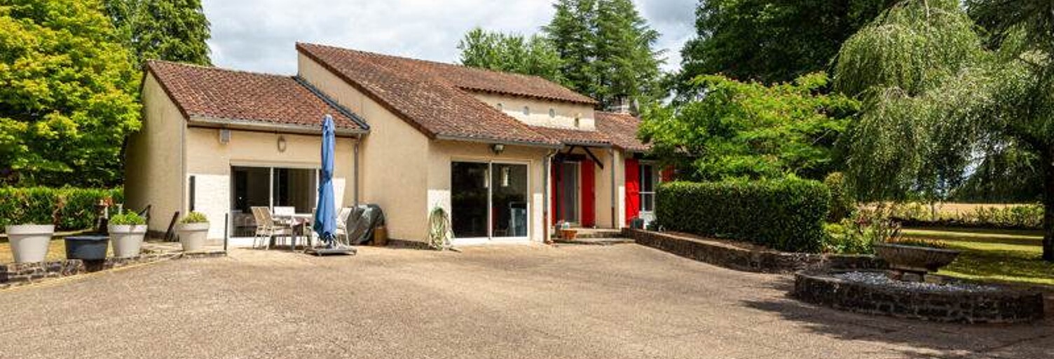 Maison 5 Pièces 131 m² à vendre à Château-Chervix (87380)