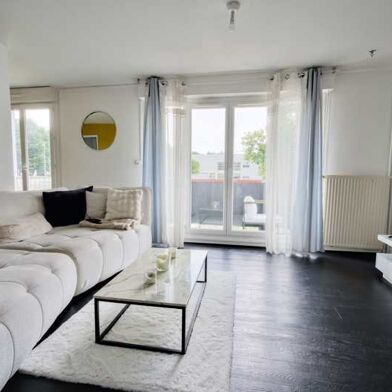 Appartement 4 pièces 176715 €