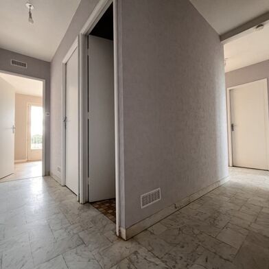 Appartement 3 pièces 74900 €