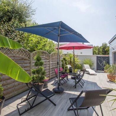 Maison 5 pièces 906540 €