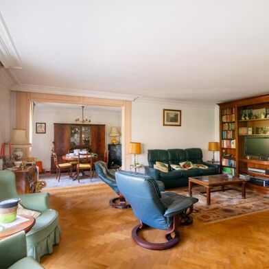 Appartement 5 pièces 591432 €