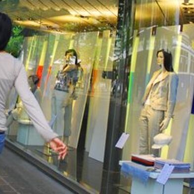 Commerce  280000 €