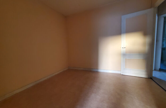 Maison de ville avec cour à vendre à MARMANDE — photo 5