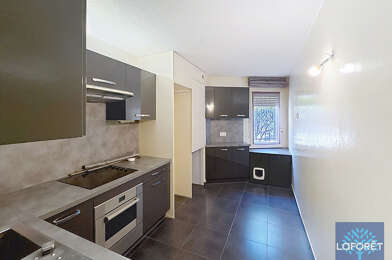 Appartement 3 pièces 245000 €