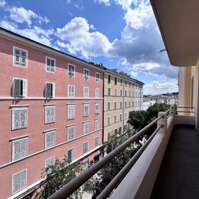 Appartement 4 pièces 1155 €