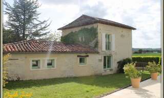 Maison 9 Pièces 215 m² à vendre à Chalais (16210)