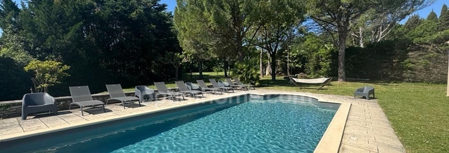Maison 7 Pièces 240 m² à vendre à Saint-Rémy-de-Provence (13210)