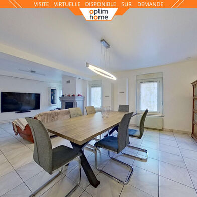 Appartement 6 pièces 213000 €