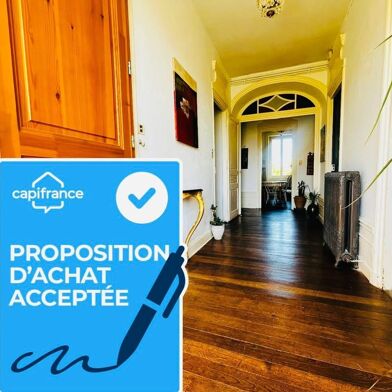 Appartement 4 pièces 215000 €