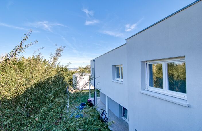 Doubs (25), à vendre Besançon, Les Montboucons, Maison 235 m2 ( T4 + T3 ) + terrain de 669 m2 — photo 4